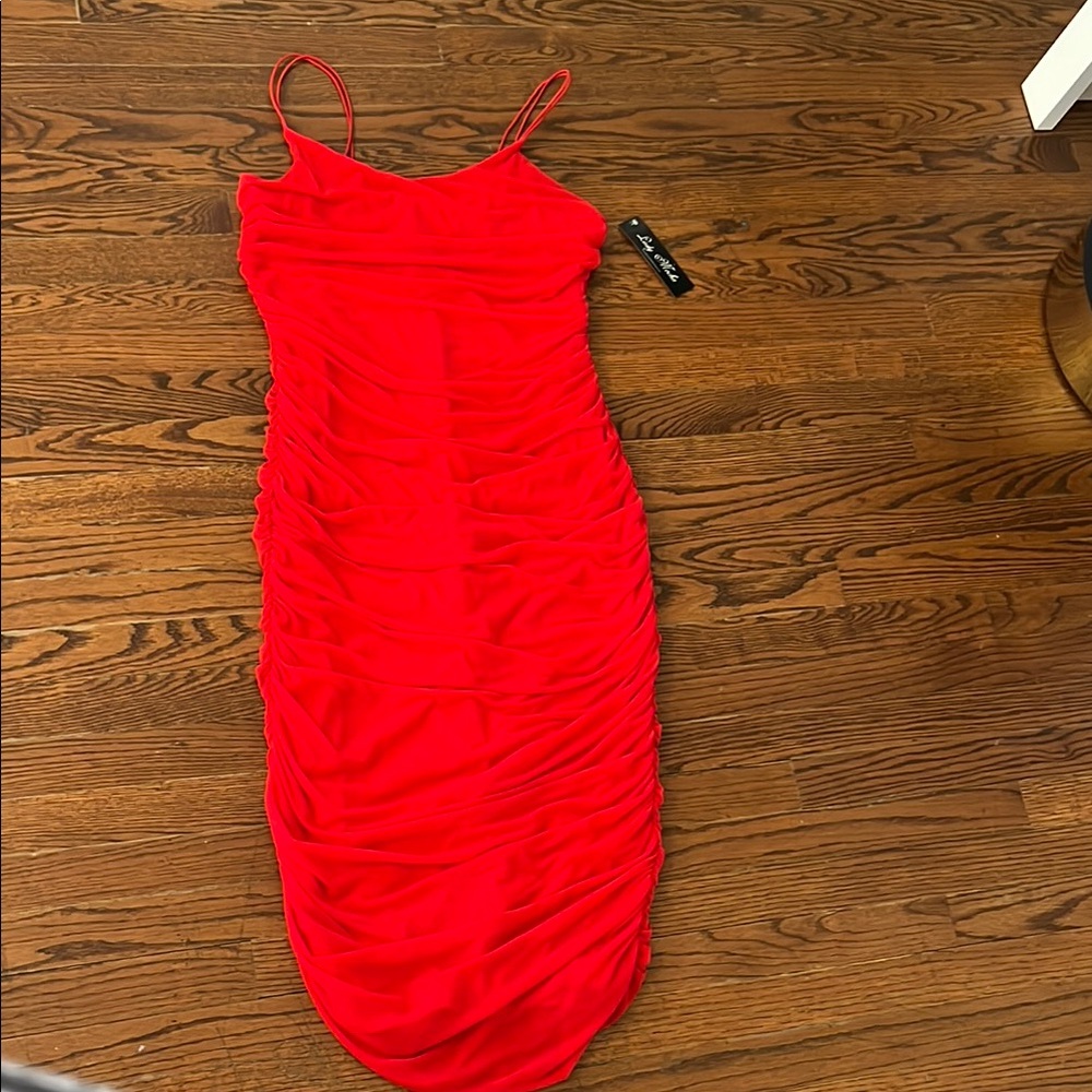 Elegant Red Ruched Dress
